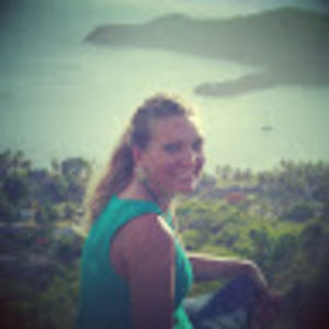 Meet your Posher, Emily